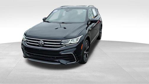 2022 Volkswagen Tiguan 2.0T SEL R-Line 4MOTION