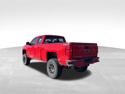 2018 Chevrolet Silverado 1500 2LT