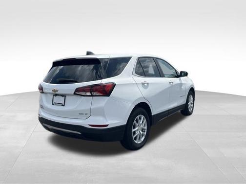 Summit White 2024 Chevrolet Equinox 1LT