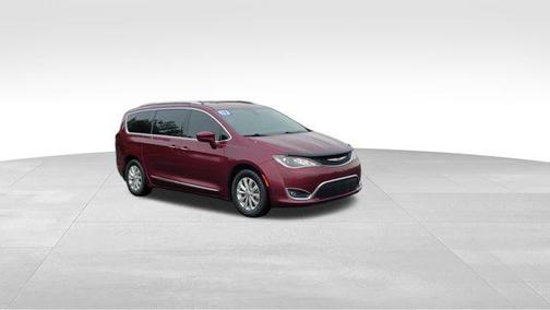 2018 Chrysler Pacifica Touring-L Plus