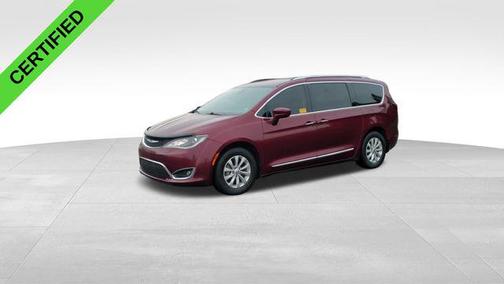 2018 Chrysler Pacifica Touring-L Plus