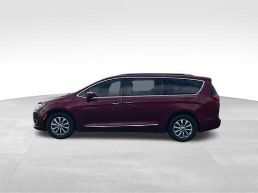 2018 Chrysler Pacifica Touring-L Plus