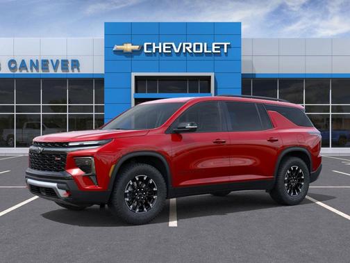 Radiant Red Tintcoat 2026 Chevrolet Traverse AWD Z71
