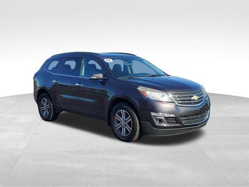 Tungsten Metallic 2017 Chevrolet Traverse 1LT