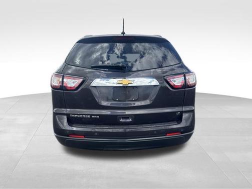 Tungsten Metallic 2017 Chevrolet Traverse 1LT