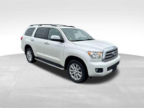 2010 Toyota Sequoia Platinum