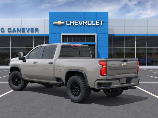White Sands 2026 Chevrolet Silverado 2500 Crew Cab, Standard Bed, XR2, 4WD