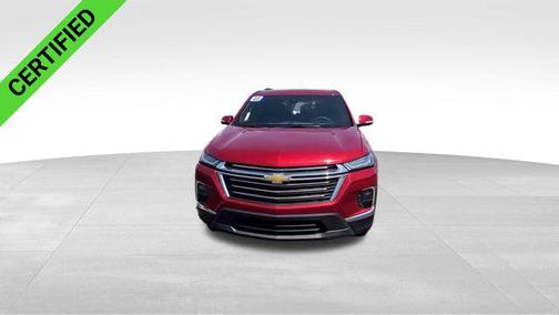 Radiant Red Tintcoat 2023 Chevrolet Traverse LT Cloth