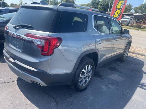 2023 GMC Acadia SLT 4dr SUV