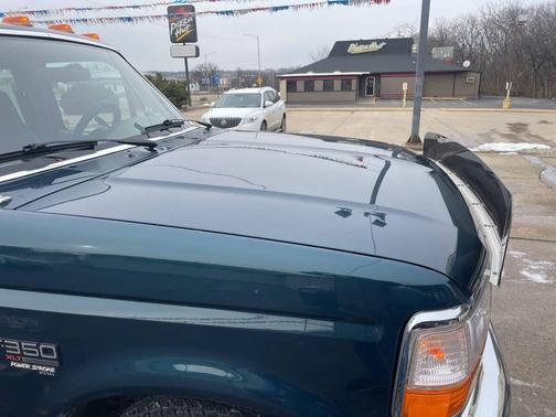 1996 Ford F-350 XLT SuperCab DRW