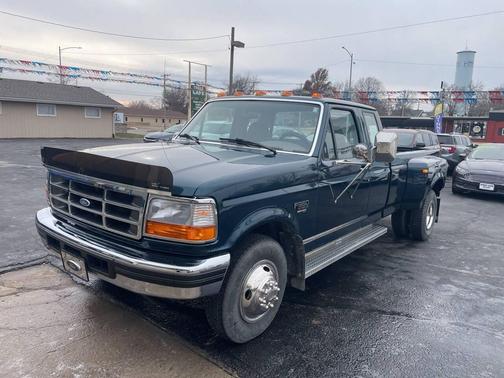 1996 Ford F-350 XLT SuperCab DRW