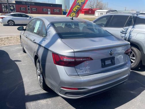 2024 Volkswagen Jetta 1.4T SE