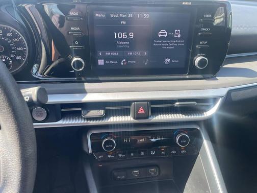 2023 Kia K5 LXS 4dr Sedan