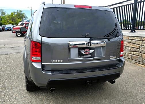 Grey 2009 Honda Pilot Touring