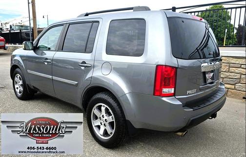 Grey 2009 Honda Pilot Touring