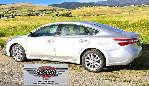 Silver 2014 Toyota Avalon XLE
