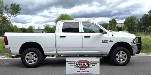 2018 RAM 3500 Tradesman Crew Cab 4x4 6'4' Box