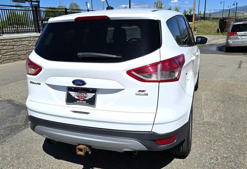 White 2016 Ford Escape SE