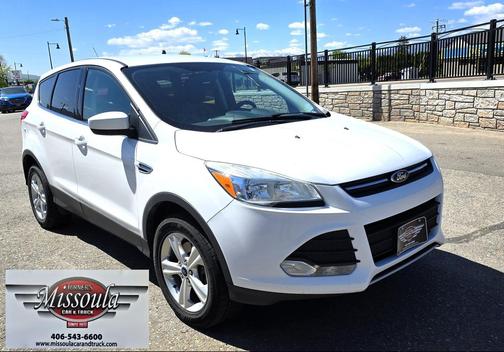 White 2016 Ford Escape SE
