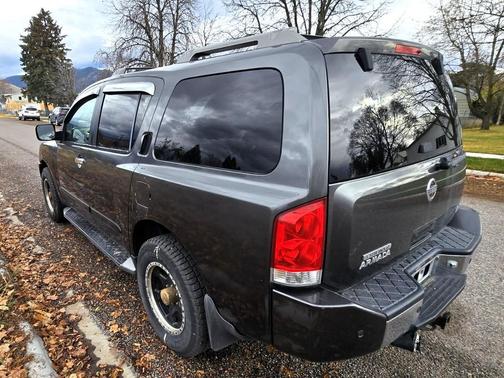 2004 Nissan Pathfinder LE