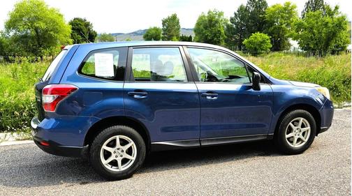 Marine Blue Pearl 2014 Subaru Forester 2.5i