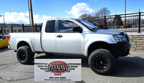 2004 Nissan Titan XE King Cab