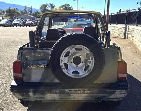 1993 Geo Tracker 2-Door 4WD