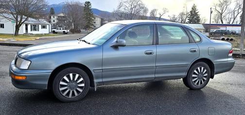1997 Toyota Avalon XL