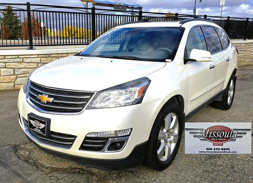 White 2015 Chevrolet Traverse LTZ