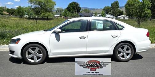2012 Volkswagen Passat 2.5 SE