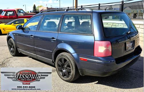 Blue 2005 Volkswagen Passat GLS V6 4Motion
