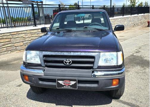 1999 Toyota Tacoma Base