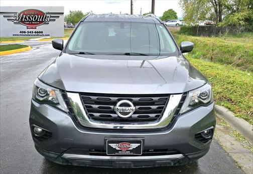 2017 Nissan Pathfinder Platinum