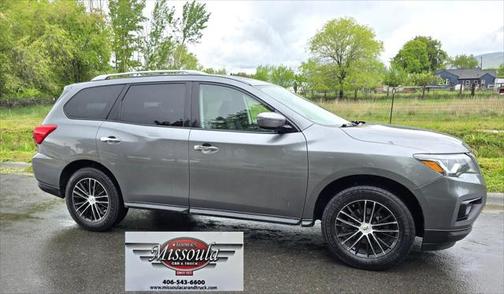 2017 Nissan Pathfinder Platinum
