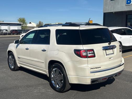 WHITE 2014 GMC Acadia Denali