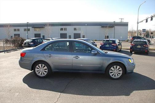 2010 Hyundai SONATA Limited