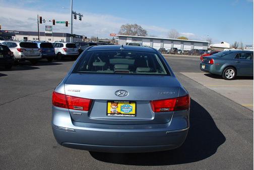 2010 Hyundai SONATA Limited