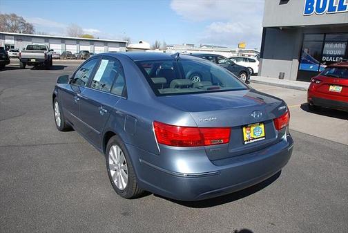 2010 Hyundai SONATA Limited