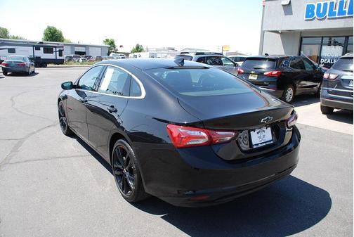 2021 Chevrolet Malibu FWD LT