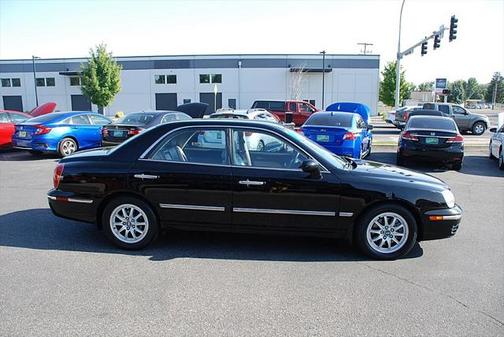 2004 Hyundai XG350