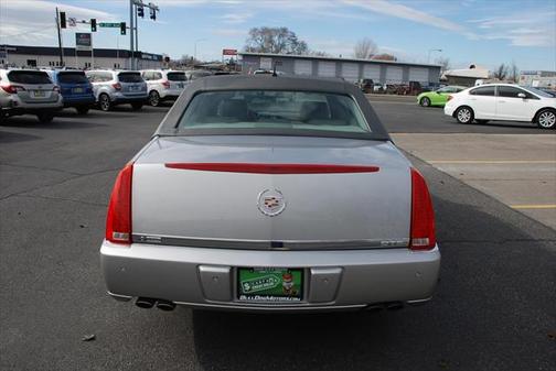 2006 Cadillac DTS Base