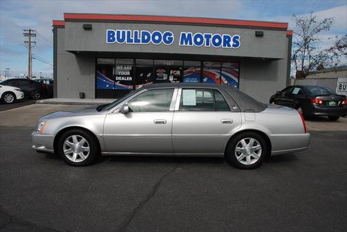 2006 Cadillac DTS Base