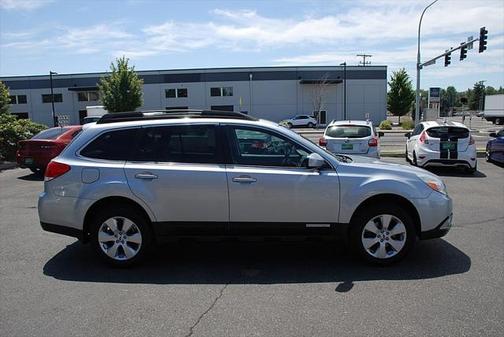 2012 Subaru Outback 2.5i Limited