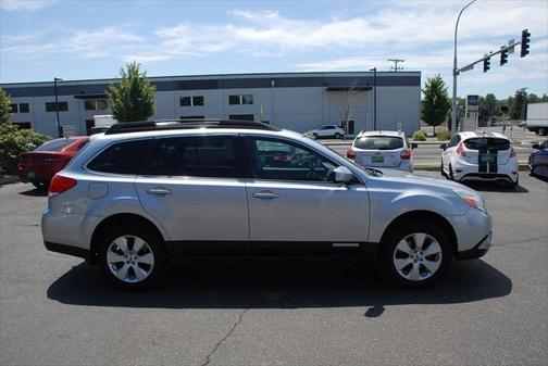 2012 Subaru Outback 2.5i Limited
