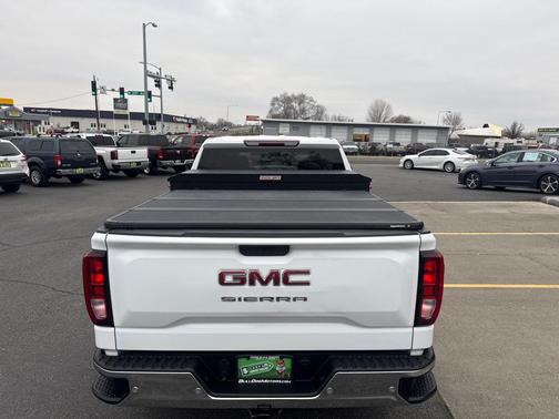 2022 GMC Sierra 1500 Pro