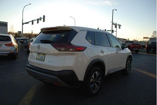 2022 Nissan Rogue SV