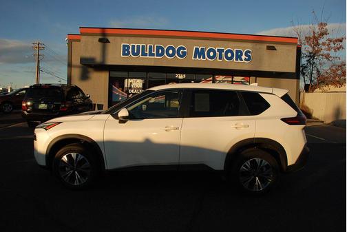 2022 Nissan Rogue SV