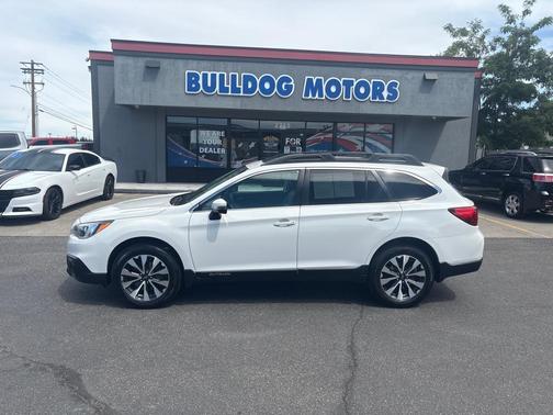 Crystal White Pearl 2017 Subaru Outback 2.5i Limited