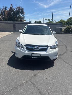 Crystal White Pearl 2015 Subaru XV Crosstrek 2.0i Premium