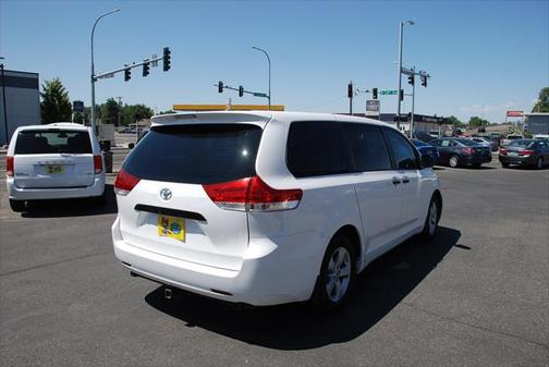 2011 Toyota Sienna Base